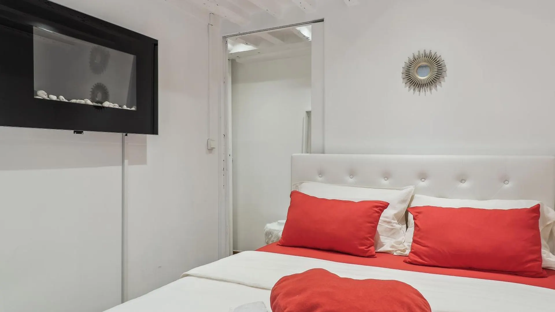 Gæstehus Bel Appartement Pres De Notre Dame De Lorette By Weekome Paris Frankrig